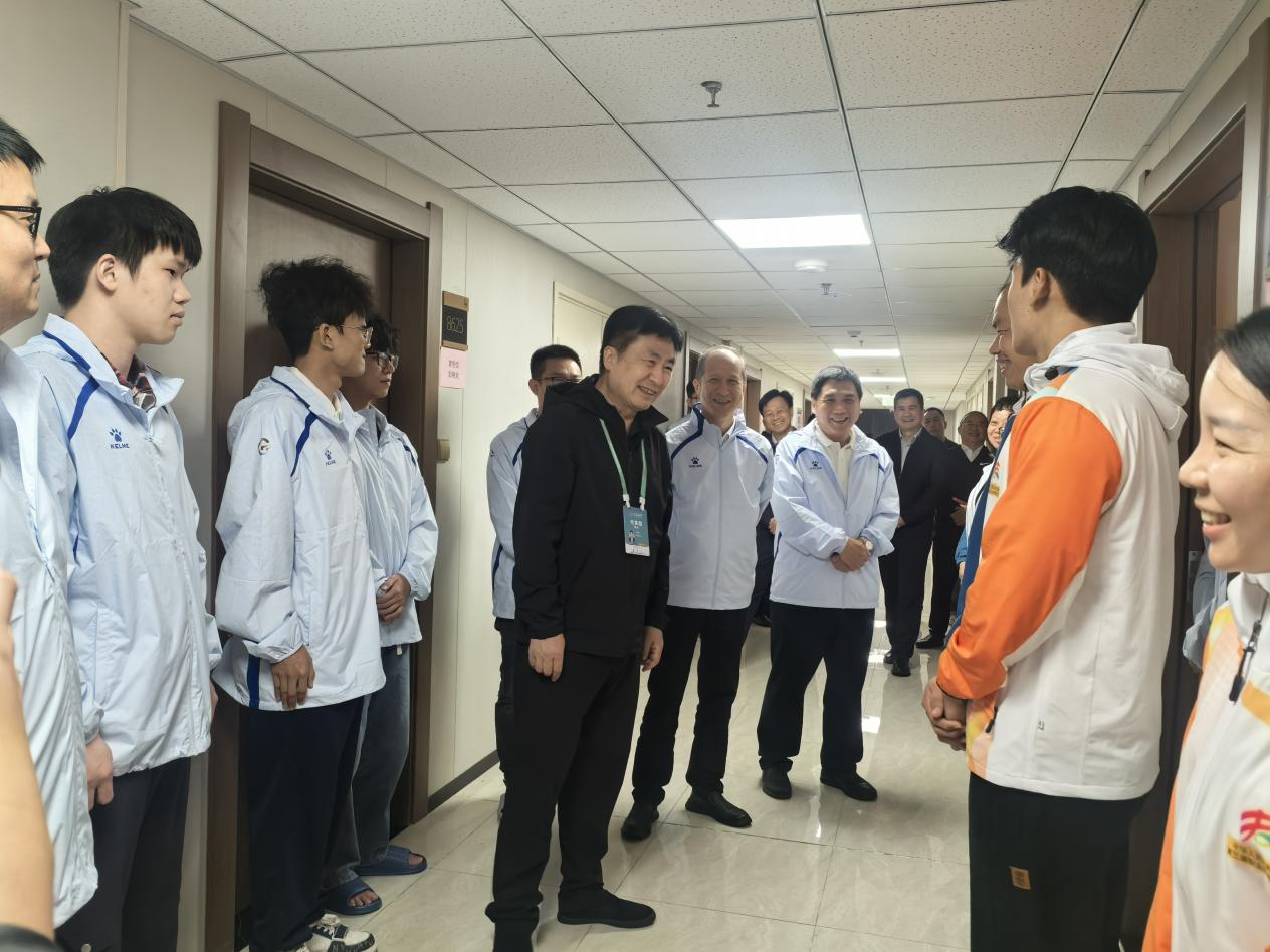 鼓舞斗志展风采 亲切慰问暖人心——火博体育
领导看望慰问第三届全国技能大赛福建选手